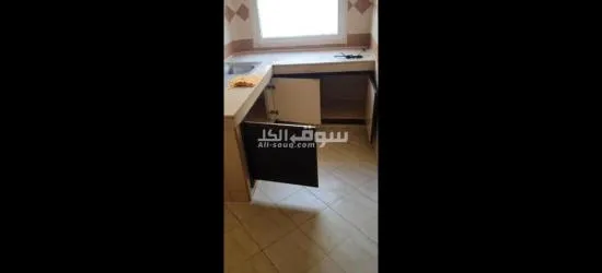 سلا وراء مركز الحليب