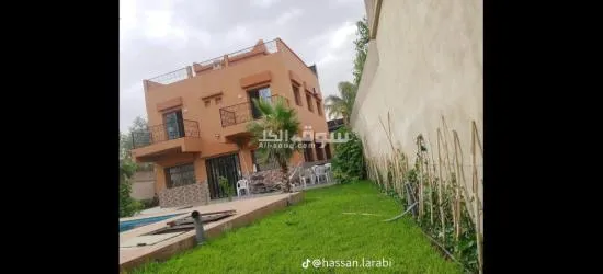 فيلة في اوريكة للبيع المساحة 500متر ملكية ثمن 170مليون