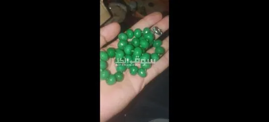 عقد كبير من حجر الزمرد الحر الاصلي الافريقي