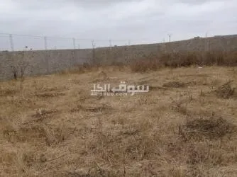 أرض محفظة للبيع