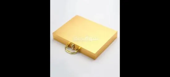 طقم أدوات مائدة فاخر مطلي بالذهب