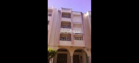 منزل محفض ثلاث طوابق وكراج بدون وسيط