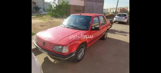 سيارة بحالة جيدة