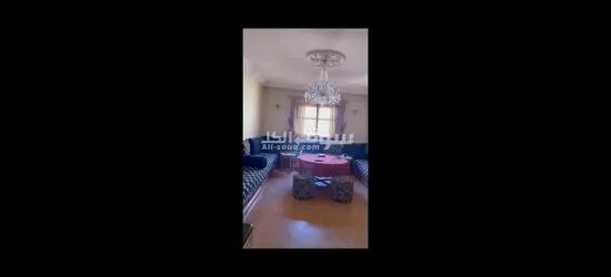 شقة للبيع في كليز في طابق الرابع بالمصعد