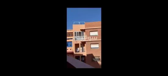 شقة للبيع في كليز في طابق الرابع بالمصعد - 2