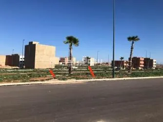 ارض تجارية 125م